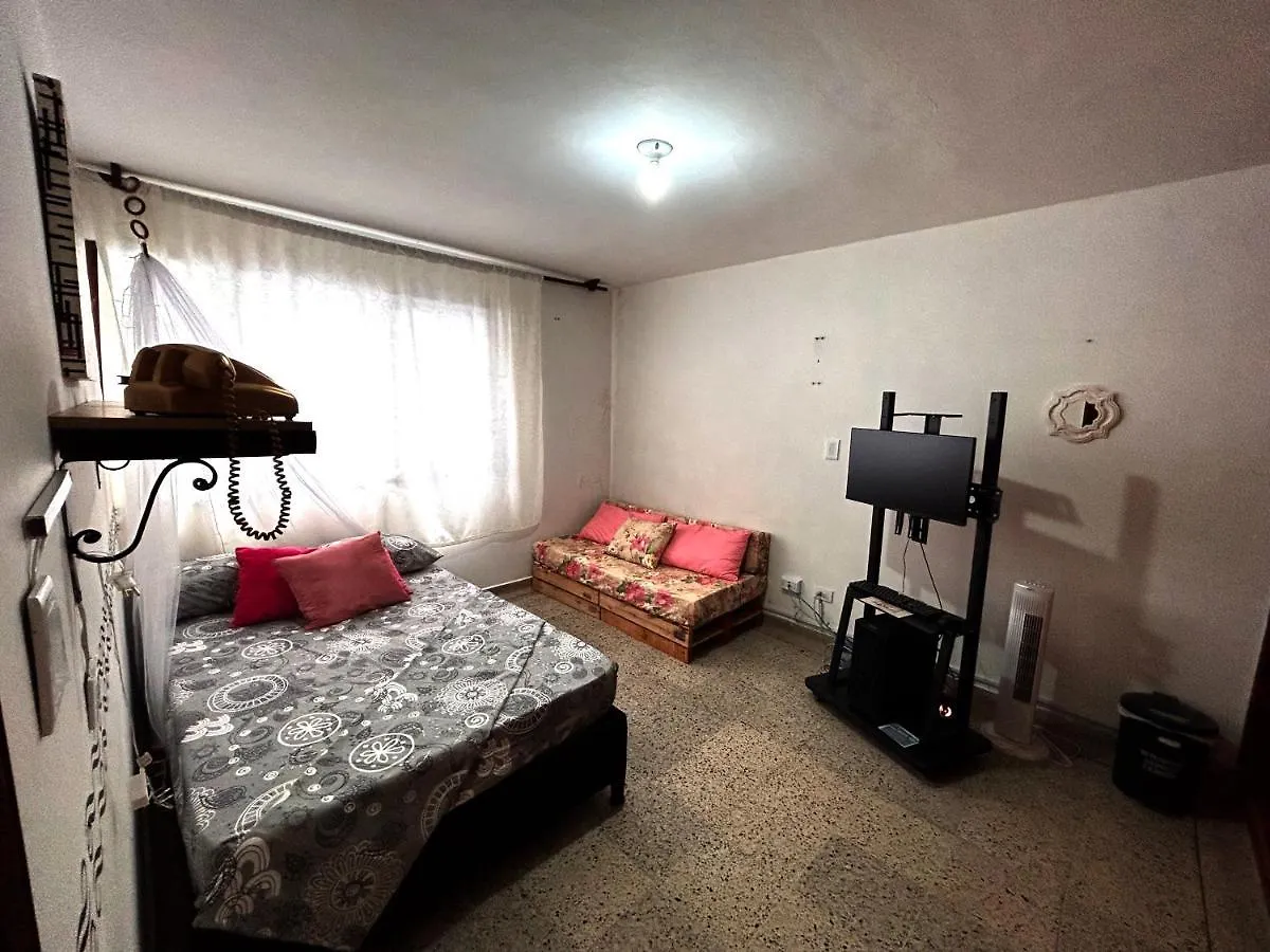 Casa Purple Hostel Medellín Colombia